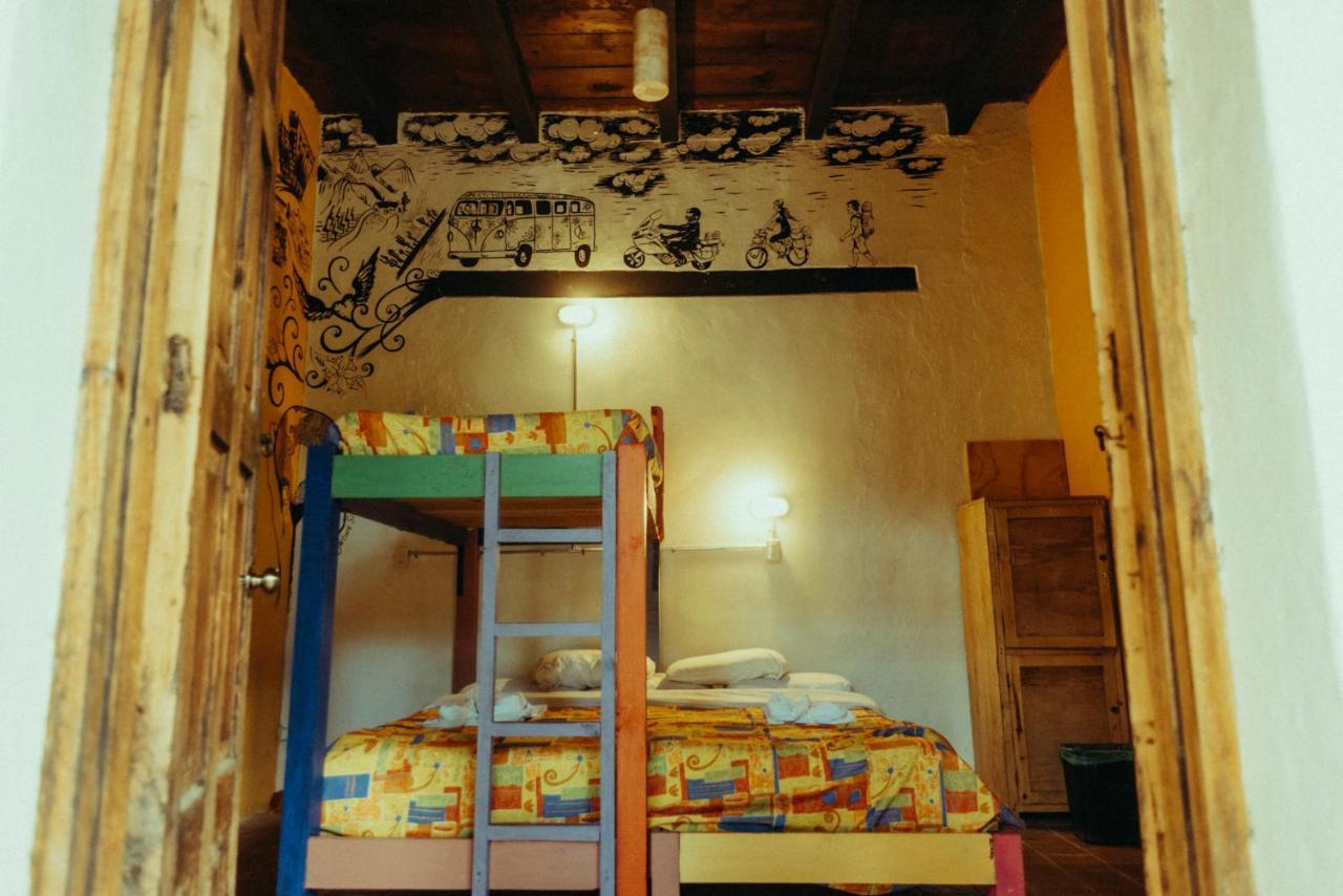Rossco Backpackers Hostel San Cristóbal de Las Casas Exterior foto